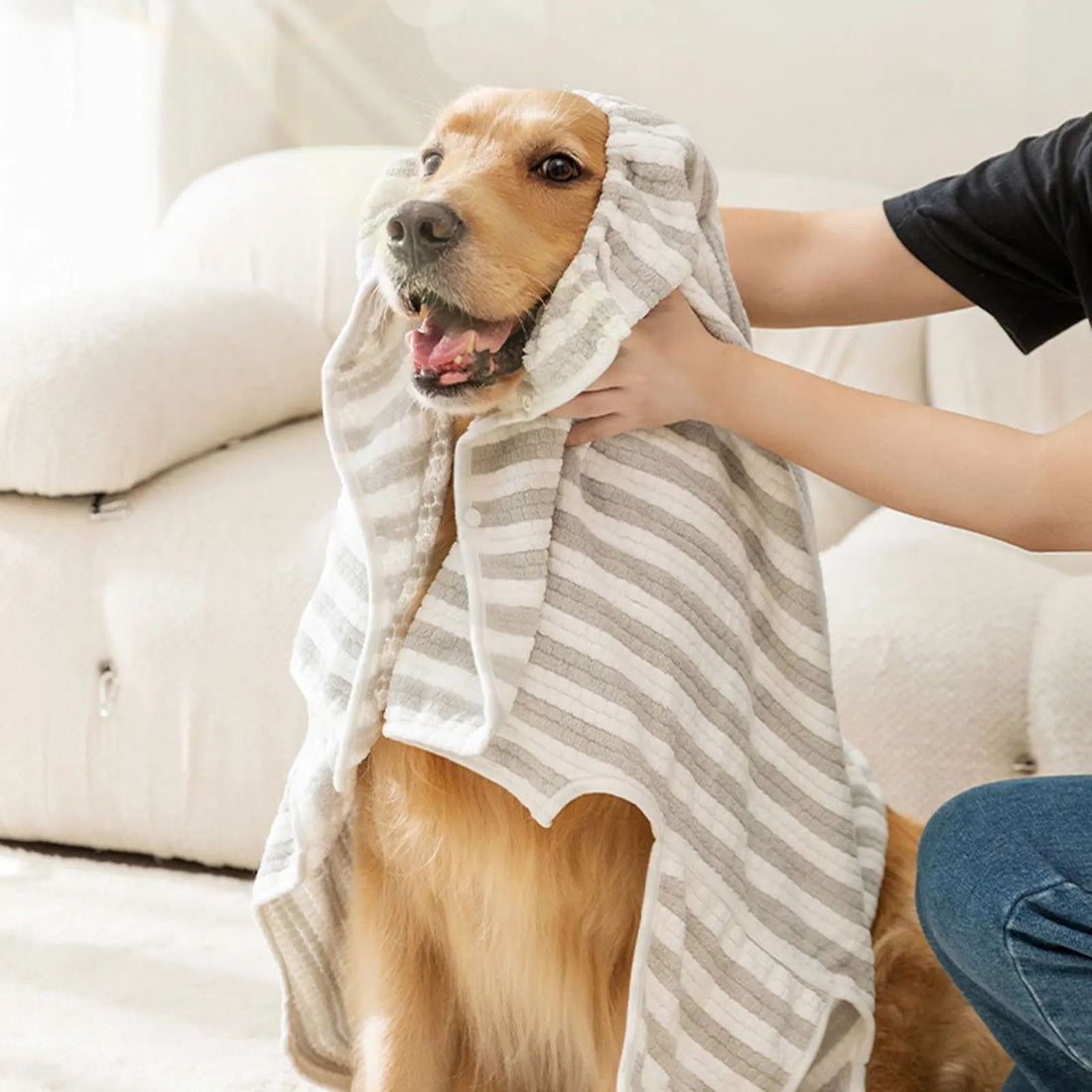 Ultra-Absorbent Quick-Dry Pet Bath Towel Robe