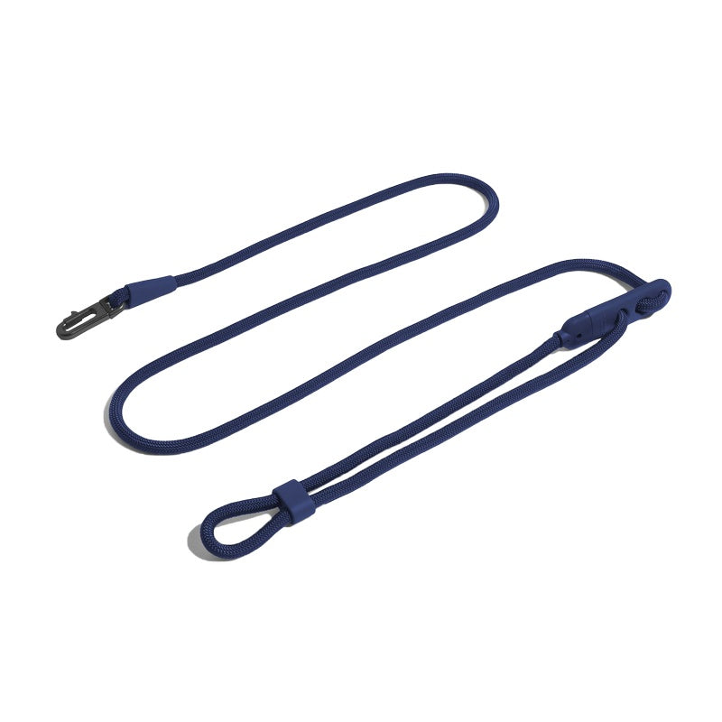 Minimalist Fashion Pet Leash With Sleek Slanted Design